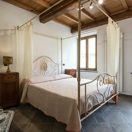 Le Casine Del Borgo Nocleg ze śniadaniem Borgo a Mozzano